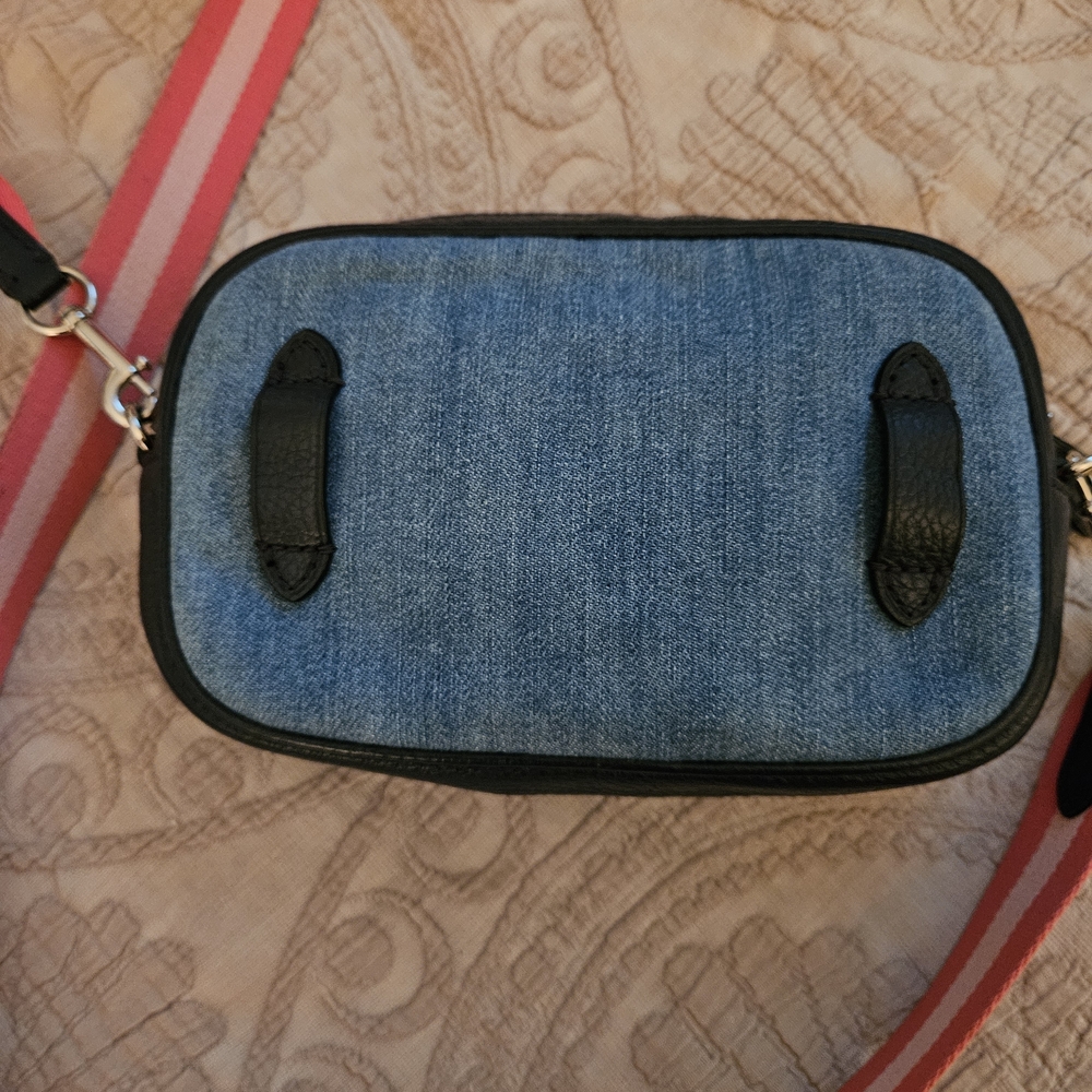 Rare EUC Coach Denim Crossbody Bag with Pink Strap 2 Way Mini Bag No Call Outs! - Picture 2 of 16